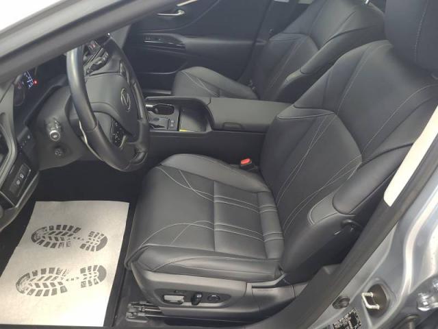 Lexus Es image 9
