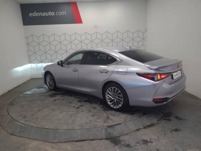 Lexus Es image 2