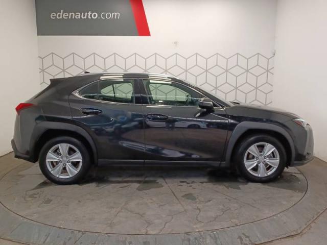 Lexus Ux image 2