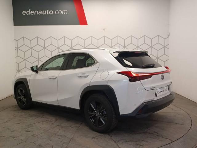 Lexus Ux image 7