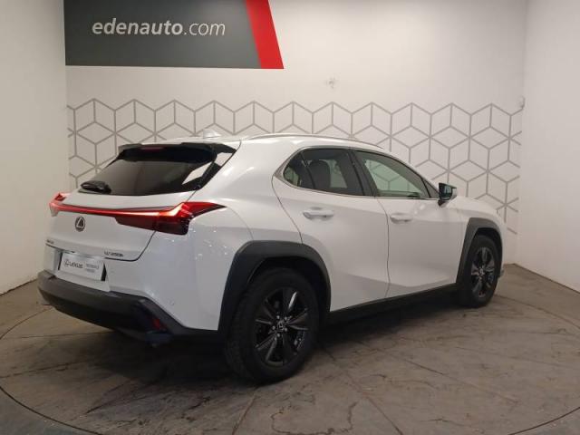Lexus Ux image 5