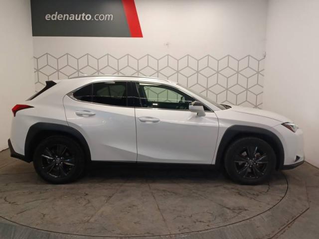 Lexus Ux image 8