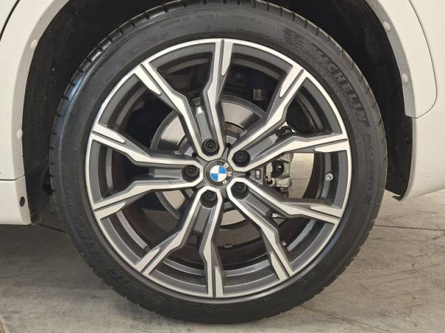 Bmw X1 image 2