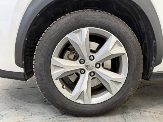 Lexus Nx image 4