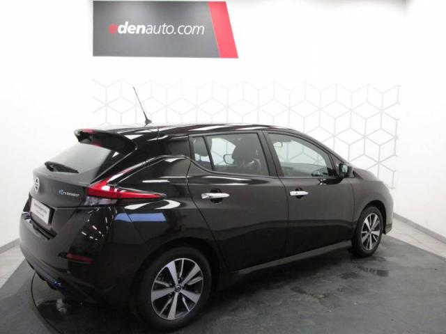 Nissan Leaf image 5