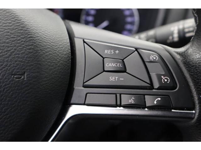 Nissan Juke image 7