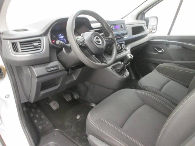 Nissan Primastar image 7