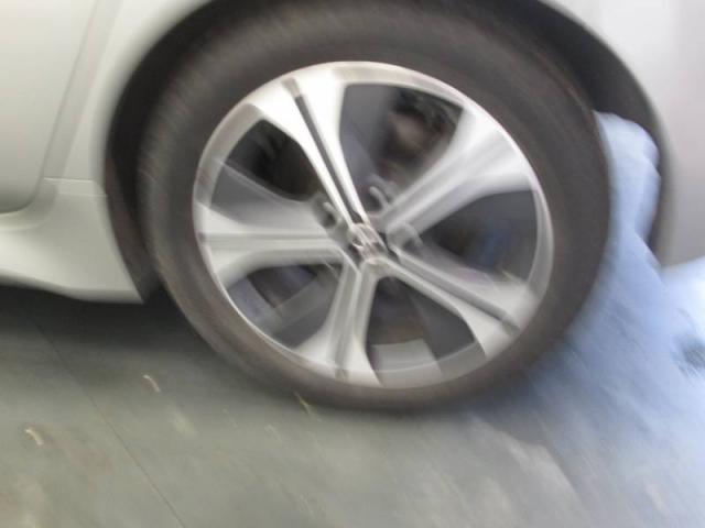 Nissan Leaf image 8