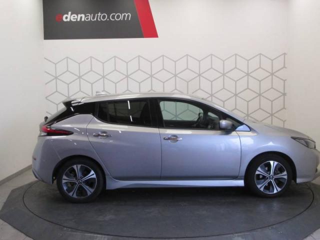 Nissan Leaf image 7