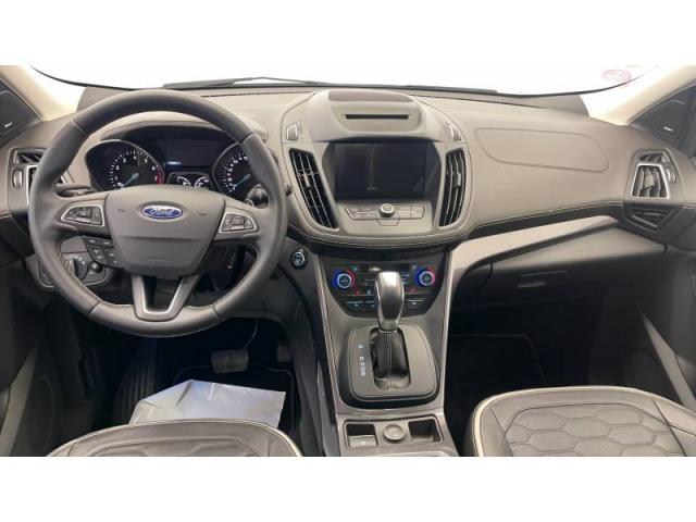 Ford Kuga image 2