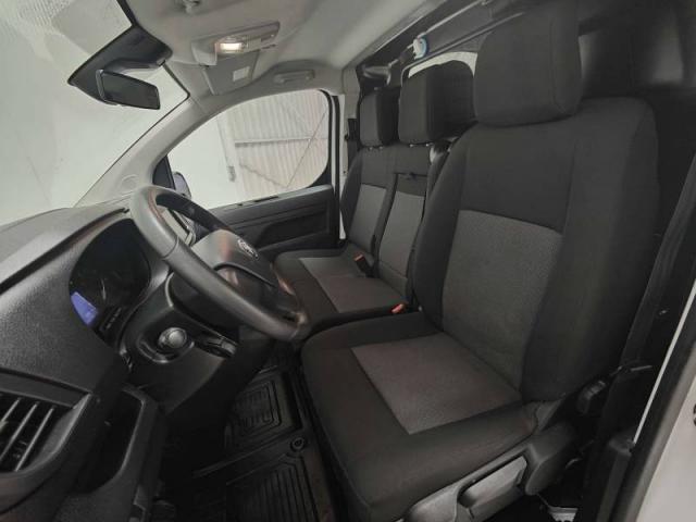Toyota Proace image 2