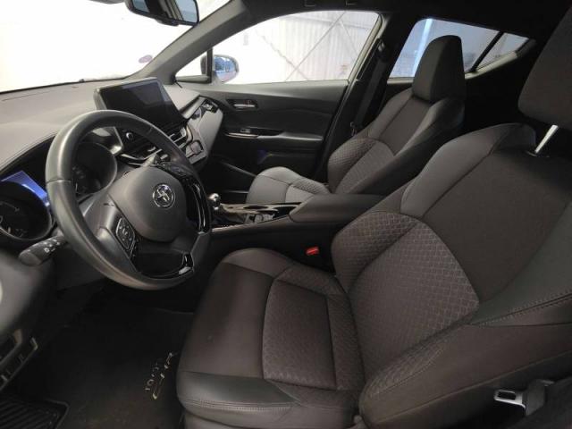 Toyota C-Hr image 4