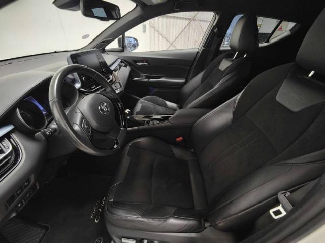 Toyota C-Hr image 3