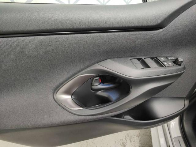 Toyota Yaris image 9