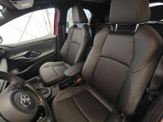 Toyota Yaris image 2