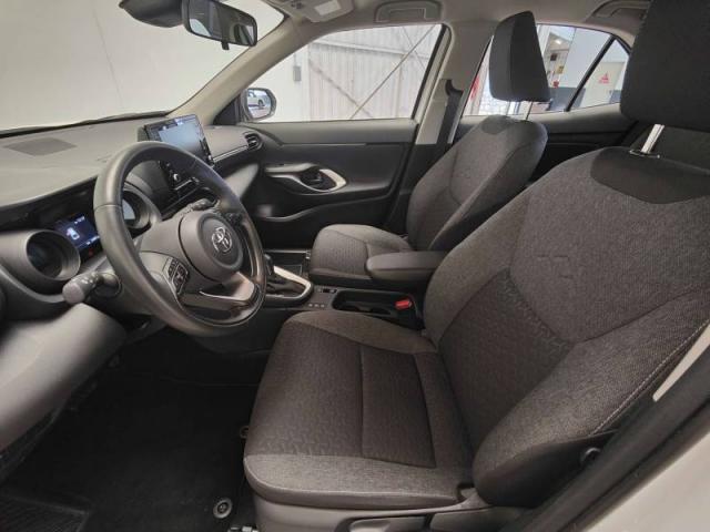 Toyota Yaris image 9