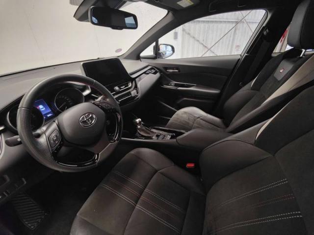 Toyota C-Hr image 3