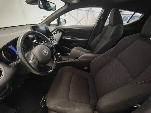 Toyota C-Hr image 7