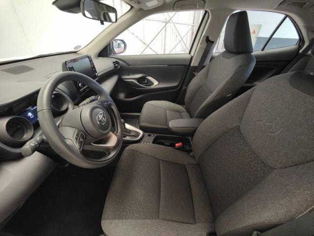 Toyota Yaris image 9