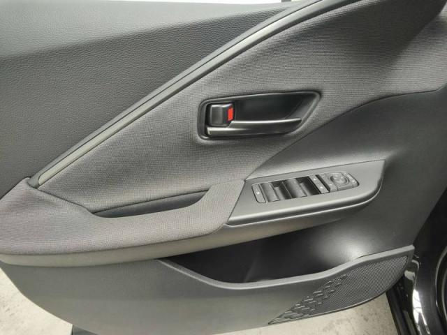 Toyota C-Hr image 3