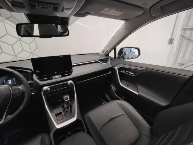 Toyota Rav4 image 3