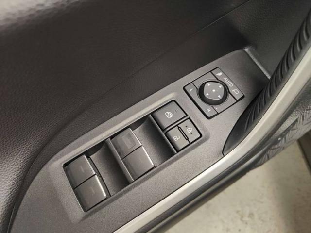 Toyota Rav4 image 4