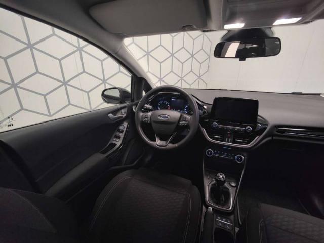 Ford Fiesta image 8