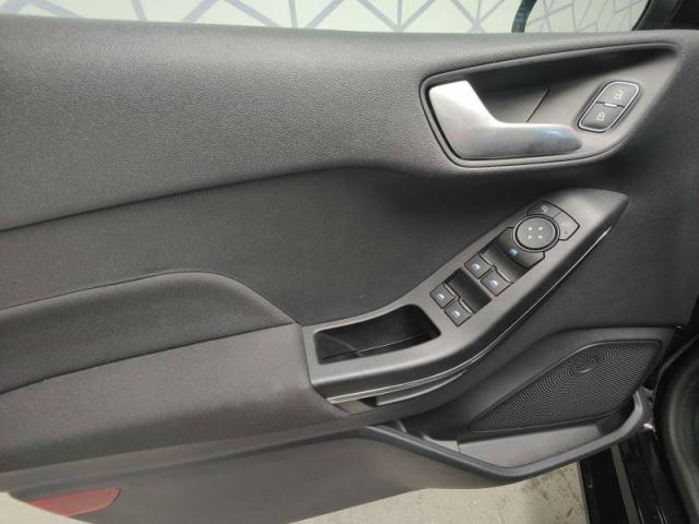 Ford Fiesta image 7
