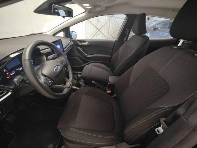 Ford Fiesta image 9