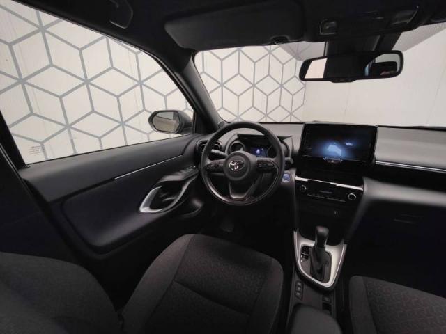 Toyota Yaris image 2