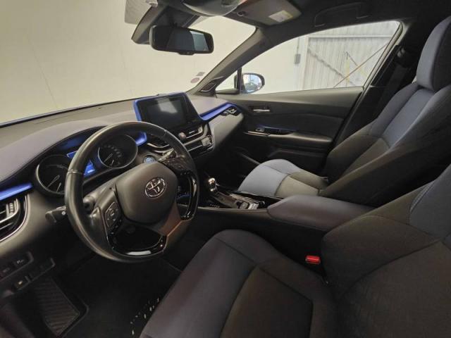 Toyota C-Hr image 5