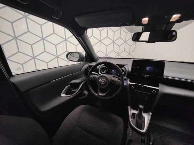 Toyota Yaris image 2