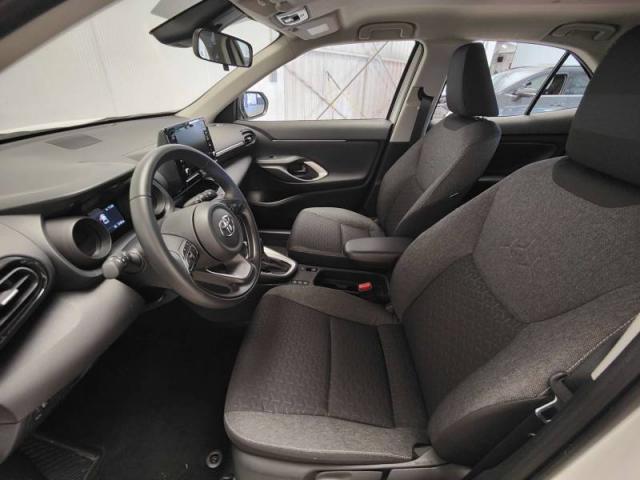 Toyota Yaris image 9