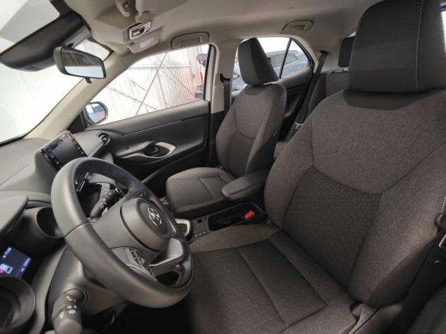 Toyota Yaris image 8