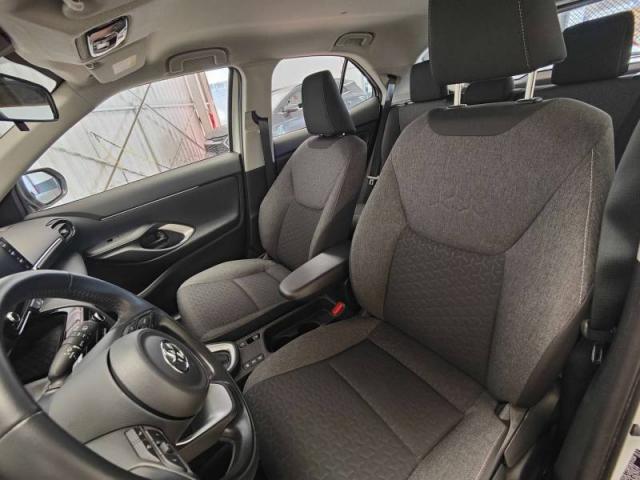 Toyota Yaris image 6