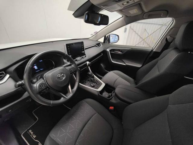 Toyota Rav4 image 3