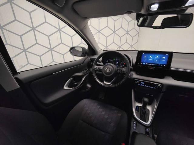 Toyota Yaris image 2