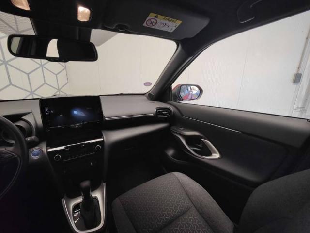 Toyota Yaris image 2