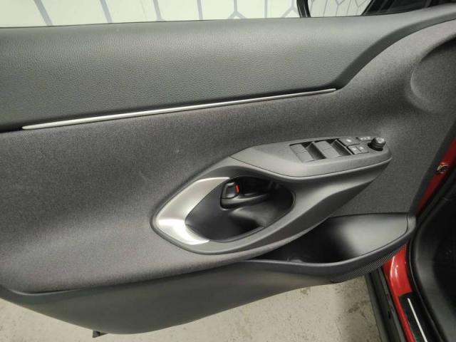 Toyota Yaris image 5