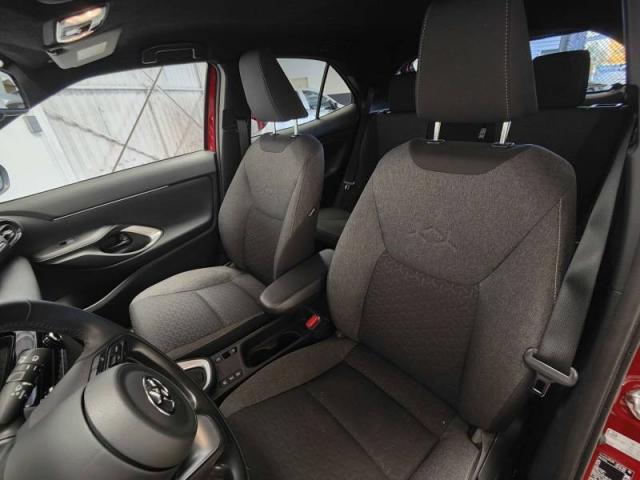Toyota Yaris image 6