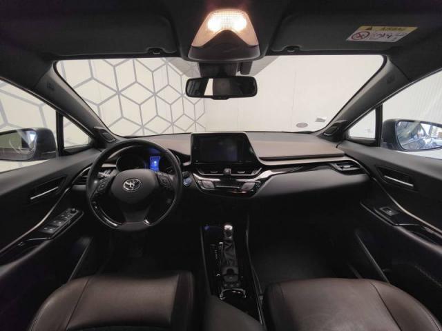 Toyota C-Hr image 5