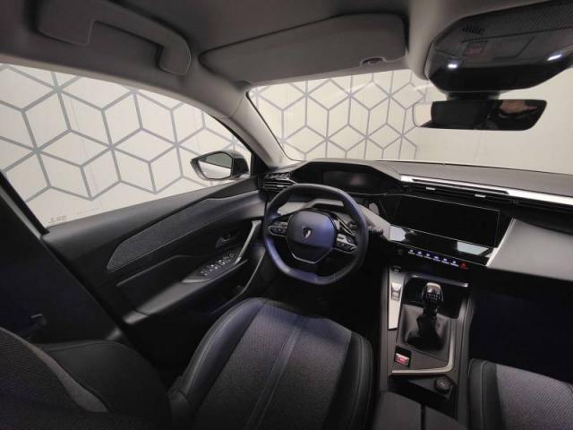 Peugeot 308 image 9