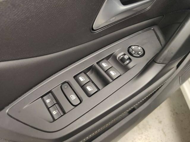 Peugeot 308 image 5