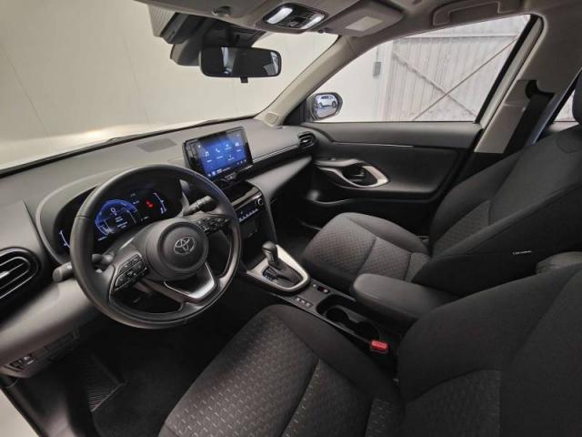 Toyota Yaris image 2