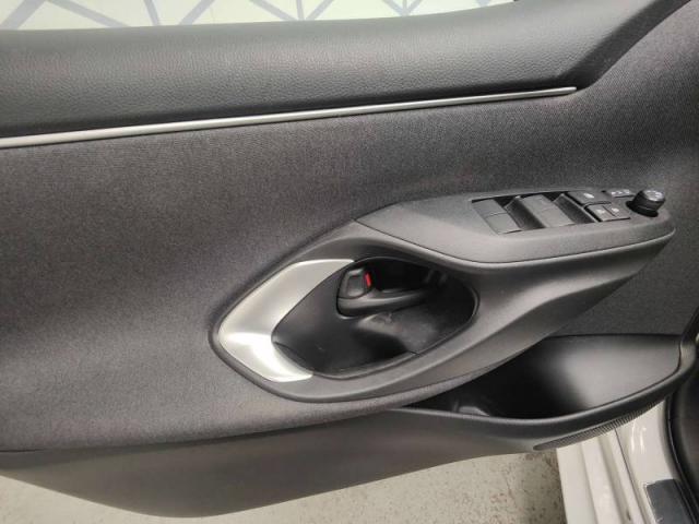 Toyota Yaris image 6