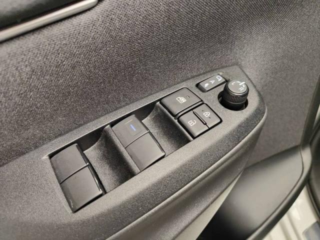 Toyota Yaris image 5