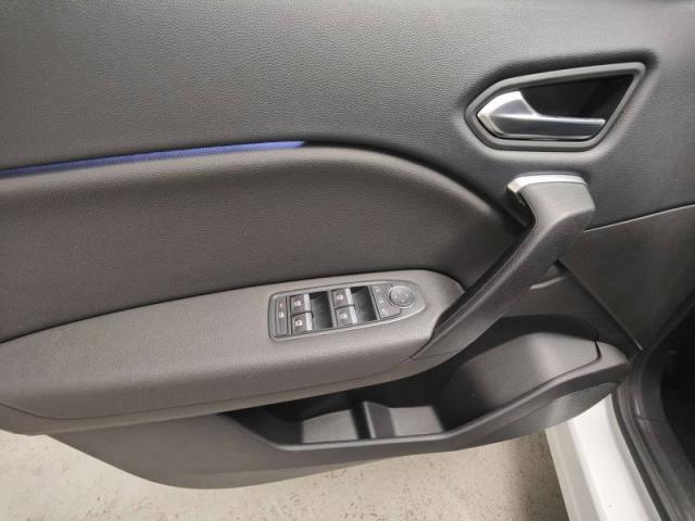 Renault Captur image 6