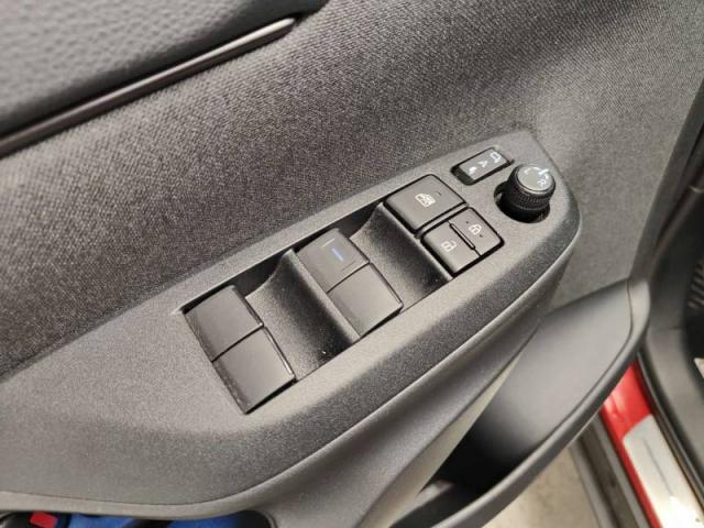 Toyota Yaris image 9