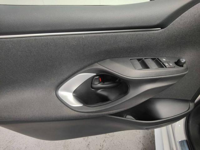 Toyota Yaris image 8