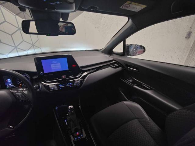 Toyota C-Hr image 3